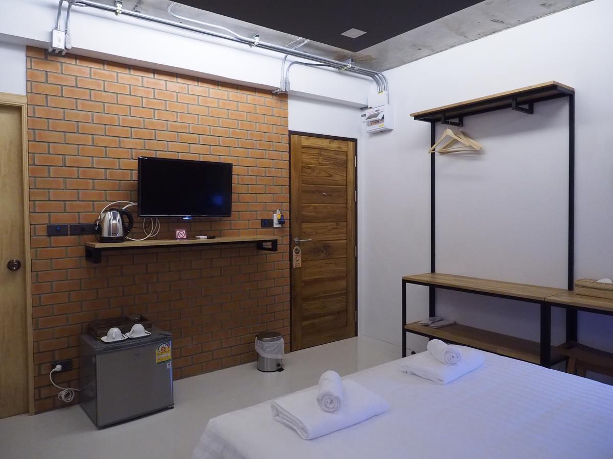 Luck Esan Loft Hotel Ubon Ratchathani Exterior photo