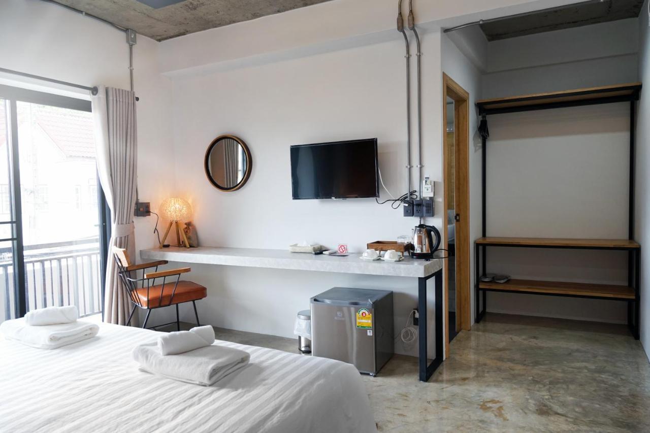 Luck Esan Loft Hotel Ubon Ratchathani Exterior photo