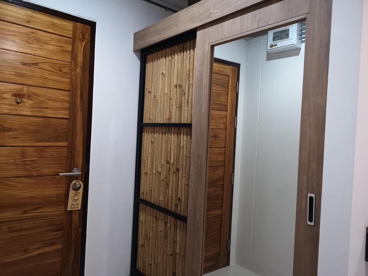 Luck Esan Loft Hotel Ubon Ratchathani Exterior photo